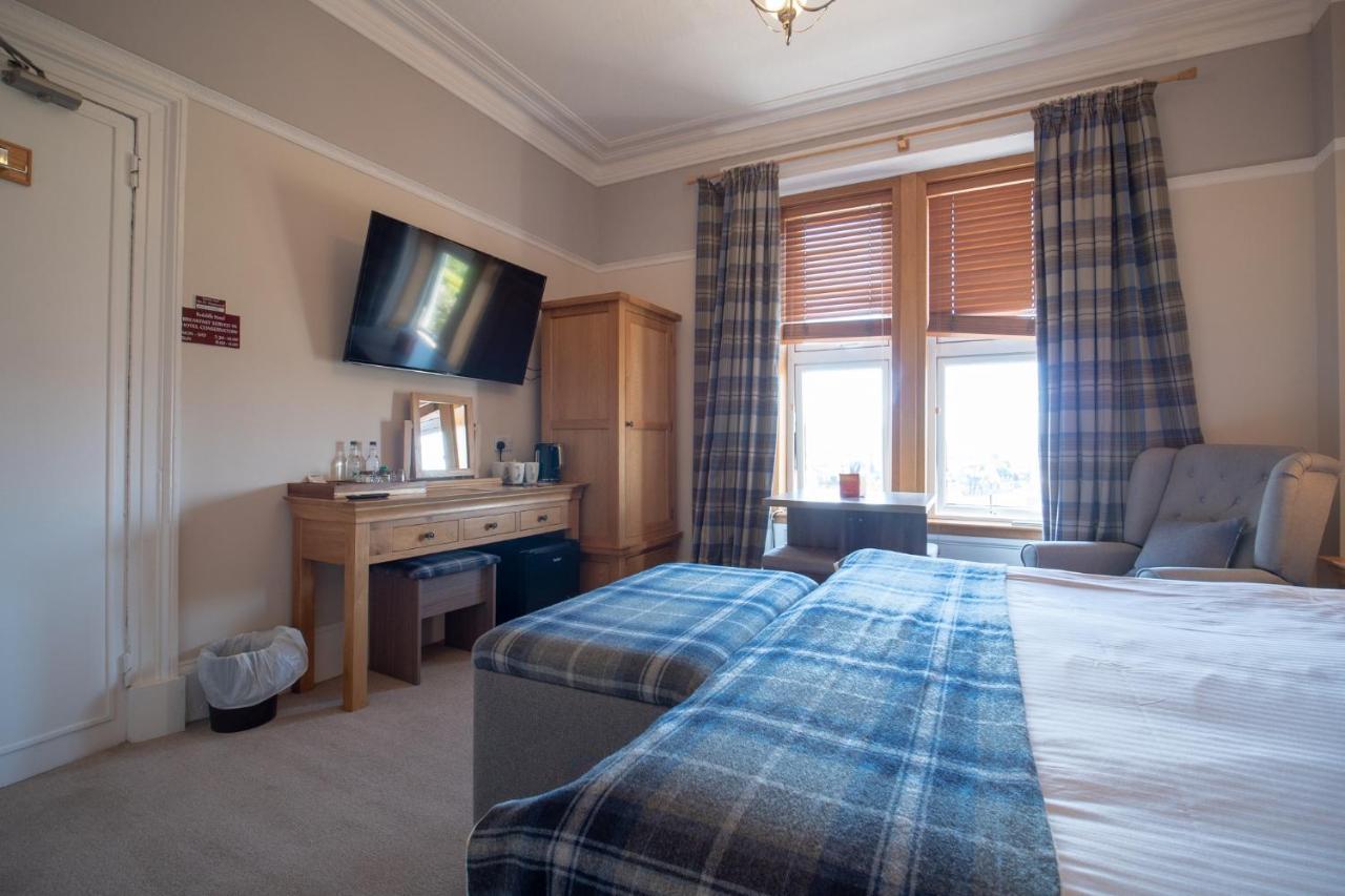 Redcliffe Hotel Inverness Exterior photo