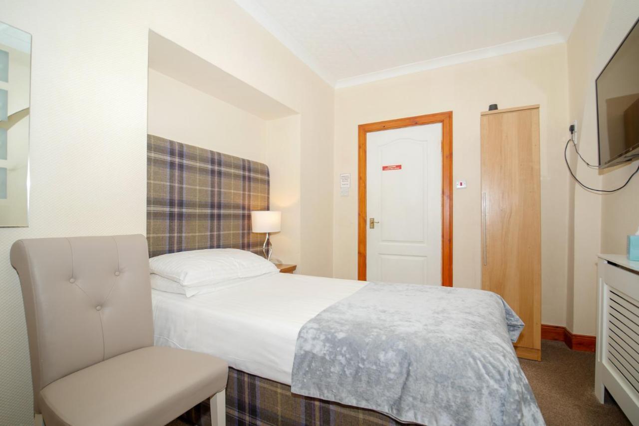 Redcliffe Hotel Inverness Exterior photo